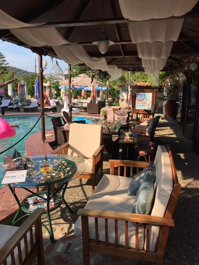 Oasis Aparthotel Szkiáthosz Kültér fotó