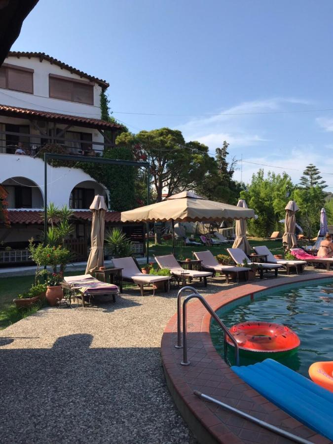 Oasis Aparthotel Szkiáthosz Kültér fotó