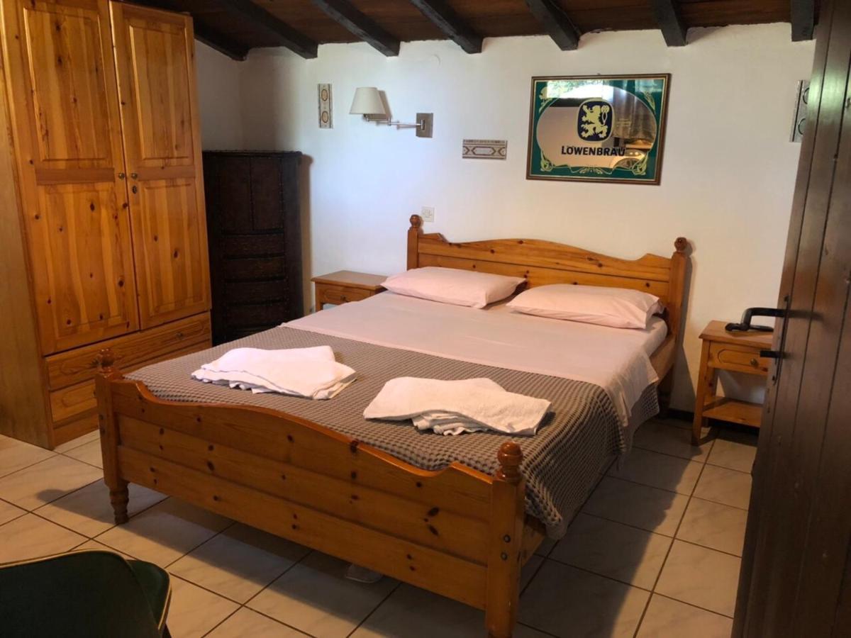 Oasis Aparthotel Szkiáthosz Kültér fotó