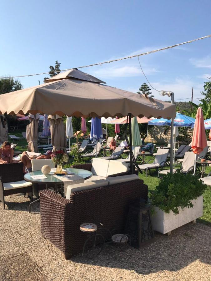 Oasis Aparthotel Szkiáthosz Kültér fotó
