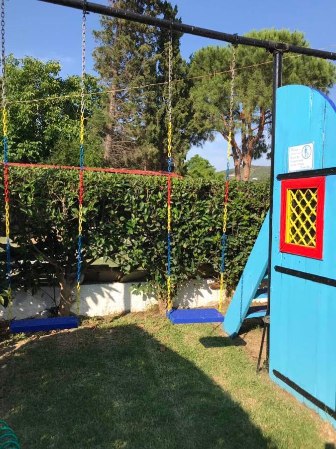 Oasis Aparthotel Szkiáthosz Kültér fotó